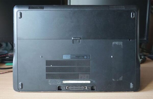 Dell e7740 - Image 4