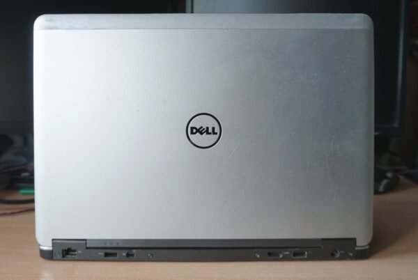 Dell e7740 - Image 5