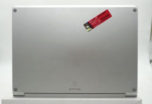 Microsoft Surface book - Image 4