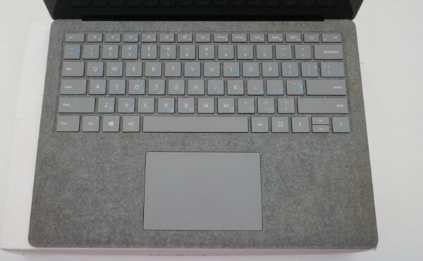 Microsoft Surface book - Image 10