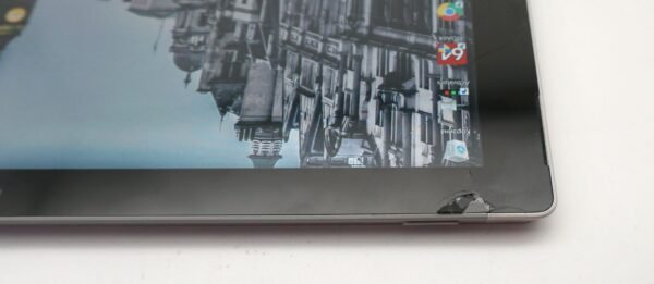 Microsoft Surface pro 3 - Image 11